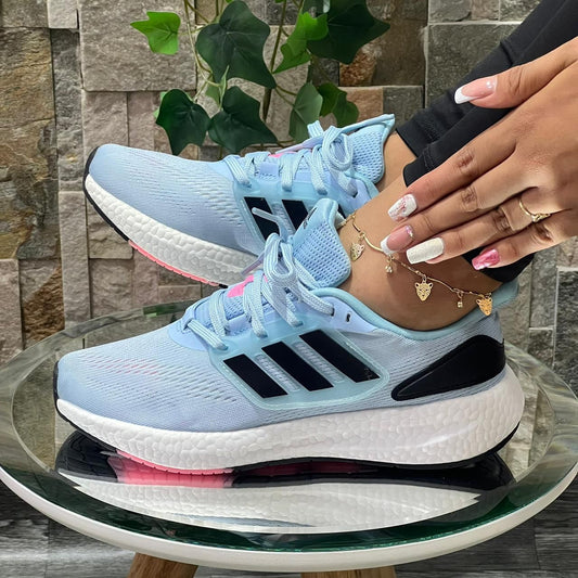 Dama UltraBoost